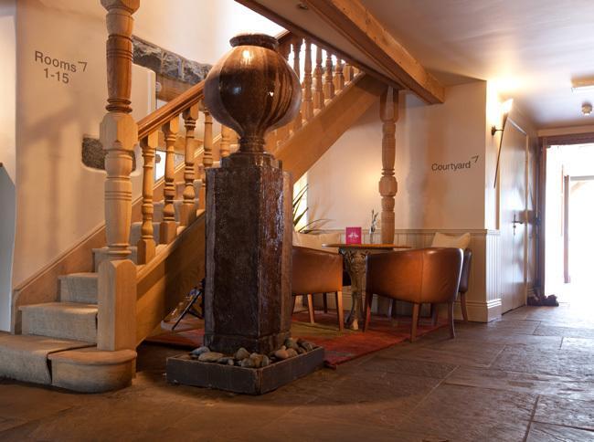 The Farmhouse Hotel And Restaurant Saint Saviour Intérieur photo